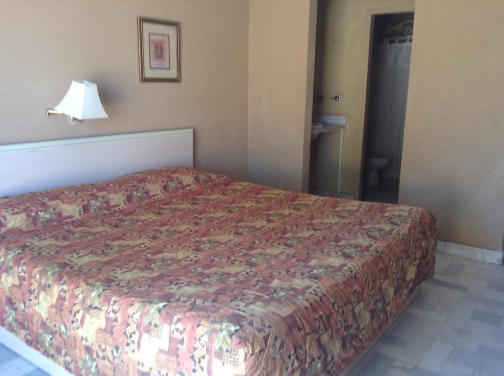 Los Jitos Hotel & Suites San Carlos Nuevo Guaymas Room photo